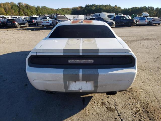 2C3CDYAG4CH268470 - 2012 DODGE CHALLENGER SXT WHITE photo 6