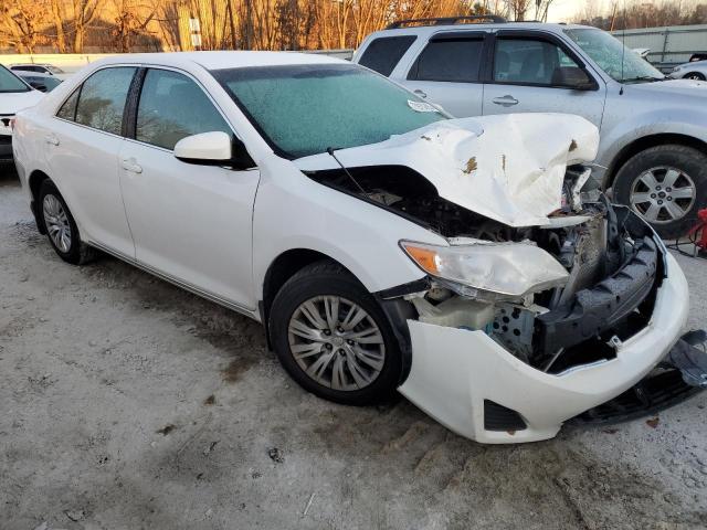 4T4BF1FK5ER352319 - 2014 TOYOTA CAMRY L WHITE photo 4