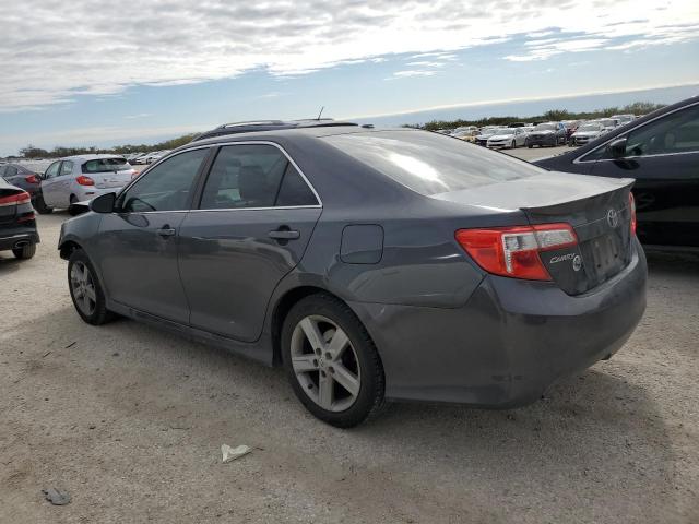 4T1BF1FK7CU599543 - 2012 TOYOTA CAMRY BASE GRAY photo 2