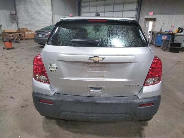 KL7CJKSB1GB543051 - 2016 CHEVROLET TRAX LS SILVER photo 6