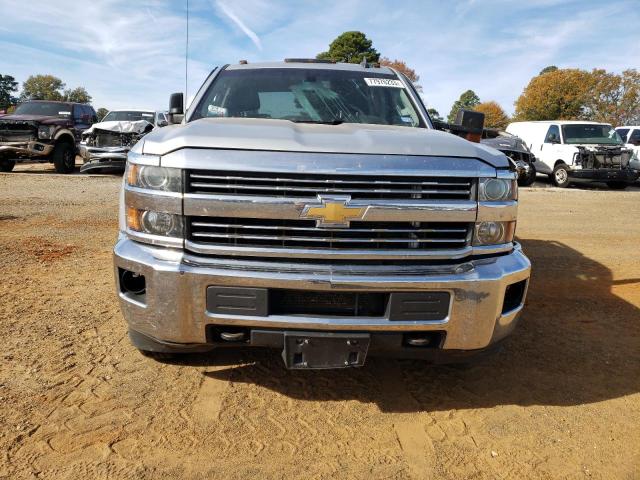 1GC4KYC87GF265047 - 2016 CHEVROLET silverado K3500 SILVER photo 11