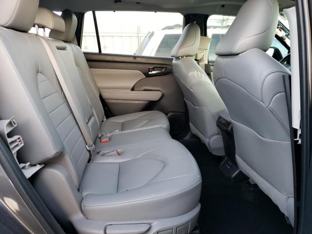5TDHZRBH0NS579432 - 2022 TOYOTA HIGHLANDER XLE 灰色 照片 11