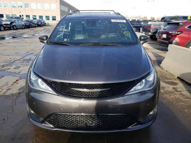 2C4RC1GG6JR230835 - 2018 CHRYSLER PACIFICA LIMITED GRAY photo 5
