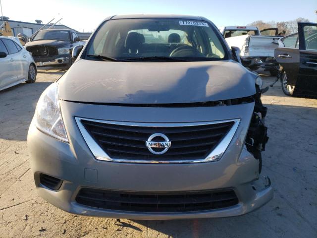 3N1CN7AP4DL842838 - 2013 NISSAN VERSA S GRAY photo 5