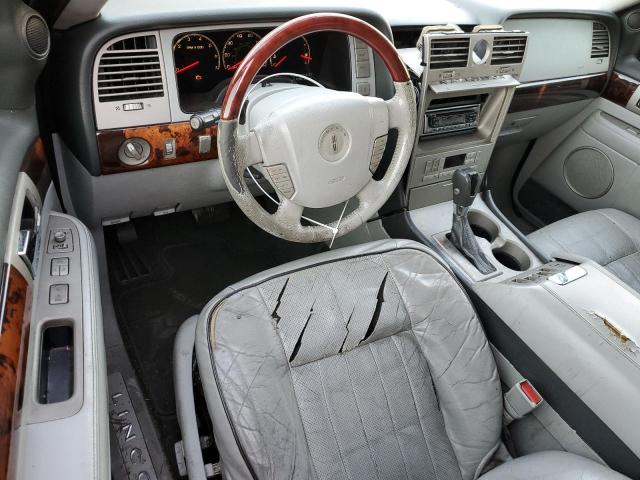 5LMFU27R44LJ22727 - 2004 LINCOLN NAVIGATOR 黑色 照片 8