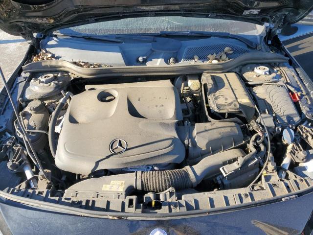 WDCTG4EB3GJ270834 - 2016 MERCEDES-BENZ GLA 250 黑色 照片 11
