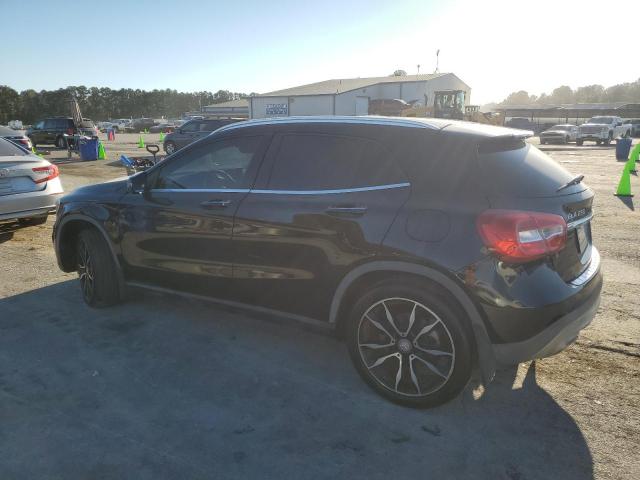 WDCTG4EB3GJ270834 - 2016 MERCEDES-BENZ GLA 250 黑色 照片 2