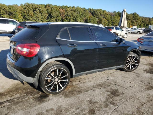 WDCTG4EB3GJ270834 - 2016 MERCEDES-BENZ GLA 250 黑色 照片 3