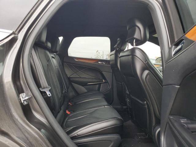 5LMCJ3D99HUL46405 - 2017 LINCOLN MKC RESERVE ნაცრისფერი ფოტო 11