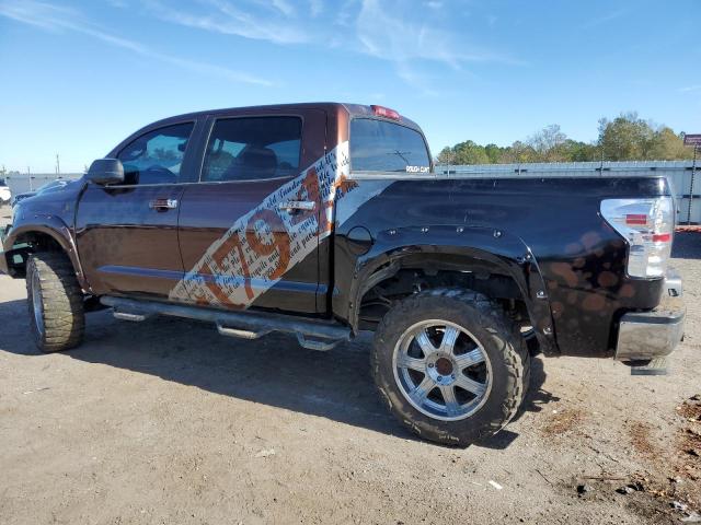 5TFDW5F19DX322128 - 2013 TOYOTA TUNDRA CREWMAX SR5 TWO TONE photo 2