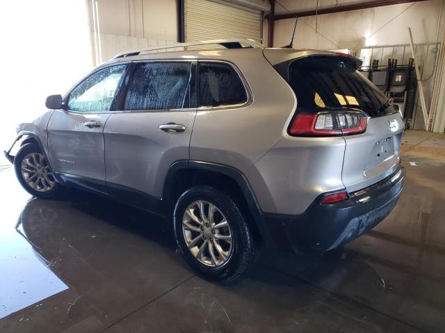 1C4PJLCB9KD205712 - 2019 JEEP CHEROKEE LATITUDE SILVER photo 2