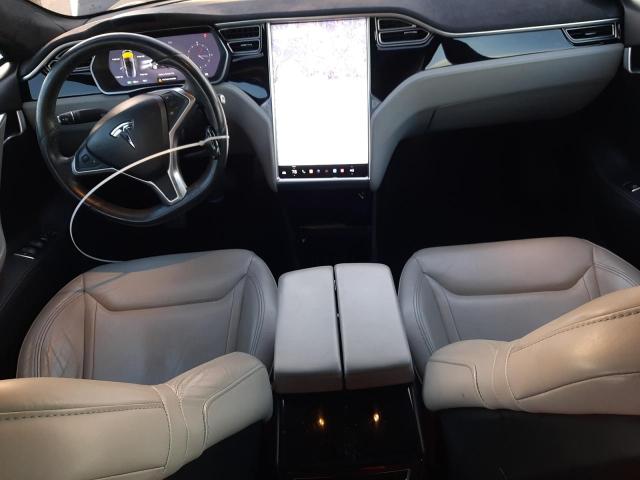 5YJSA1E22FF105686 - 2015 TESLA MODEL S ნაცრისფერი ფოტო 8