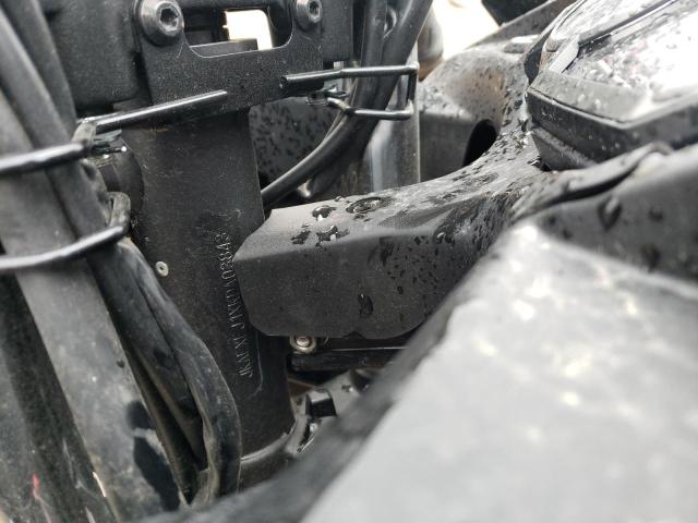 JKAEXEJ1XKDA03843 - 2019 KAWASAKI EX650 J შავი ფოტო 10