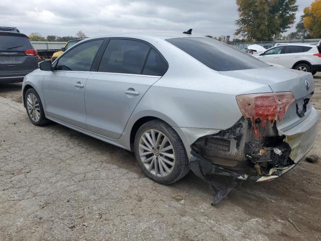 3VWL17AJ9GM362486 - 2016 VOLKSWAGEN JETTA SEL SILVER photo 2