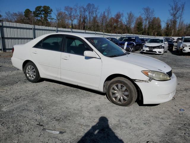 4T1BE32K85U411040 - 2005 TOYOTA CAMRY LE WHITE photo 4