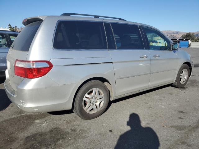 5FNRL38427B138643 - 2007 HONDA ODYSSEY EX SILVER photo 3