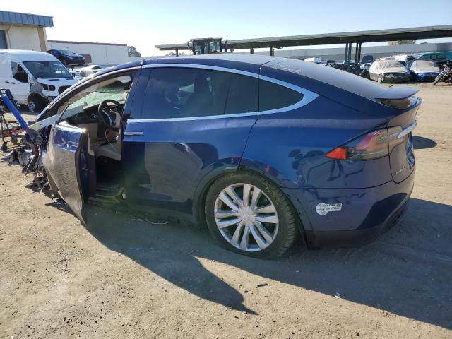 5YJXCAE22GF005847 - 2016 TESLA MODEL X BLUE photo 2