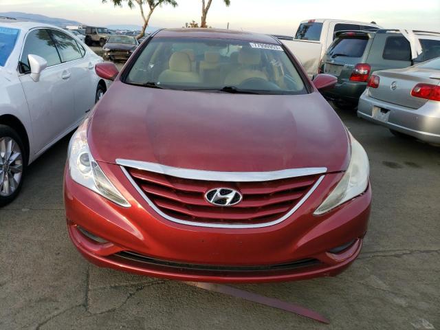 5NPEB4AC6DH747465 - 2013 HYUNDAI SONATA GLS RED photo 5