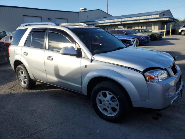 5GZCZ53456S858204 - 2006 SATURN VUE SILVER photo 4