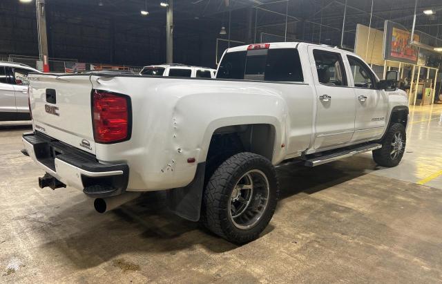 1GT42YE8XGF195797 - 2016 GMC SIERRA K3500 DENALI WHITE photo 4