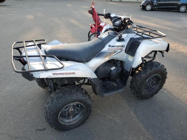 JXAVFDC176B502401 - 2003 KAWASAKI ATV SILVER photo 4