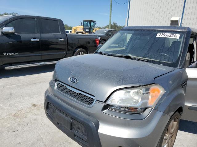 KNDJT2A23B7213655 - 2011 KIA SOUL + GRAY photo 12