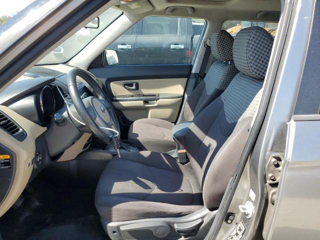 KNDJT2A23B7213655 - 2011 KIA SOUL + GRAY photo 7