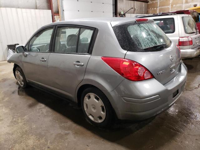 3N1BC13E79L479047 - 2009 NISSAN VERSA S GRAY photo 2