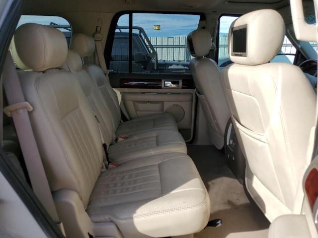 5LMFU27R44LJ43979 - 2004 LINCOLN NAVIGATOR 米色 照片 11