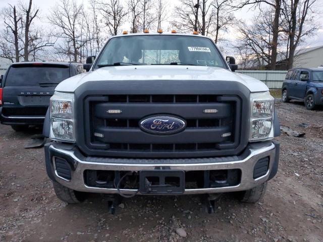 1FD0X5HT1CEC58215 - 2012 FORD F550 SUPER DUTY WHITE photo 5