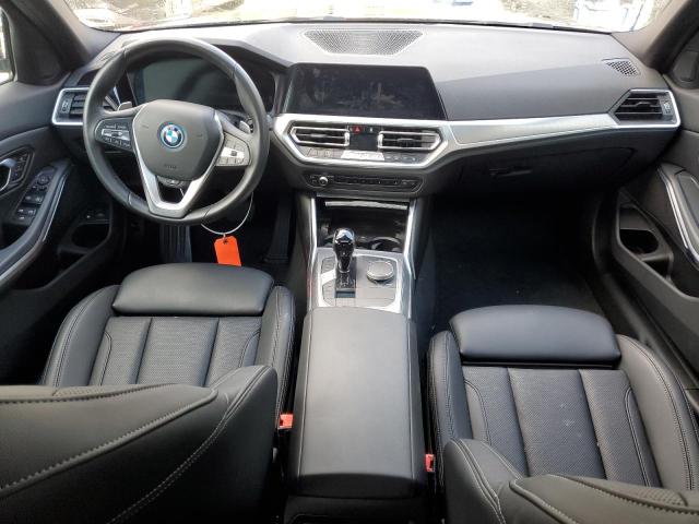 3MW5P9J06N8C65438 - 2022 BMW 330XE Чорний фото 8