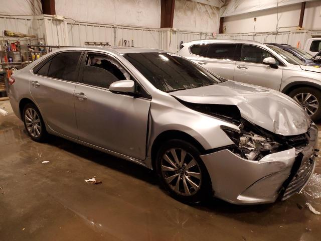 4T1BF1FK0HU621910 - 2017 TOYOTA CAMRY LE SILVER photo 4