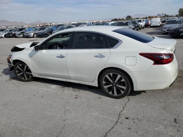 1N4AL3AP3JC111432 - 2018 NISSAN ALTIMA 2.5 WHITE photo 2