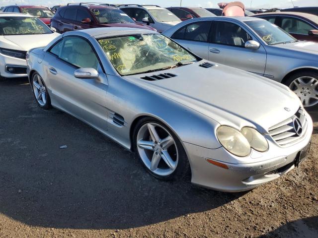 WDBSK75FX5F092827 - 2005 MERCEDES-BENZ SL 500 SILVER photo 4