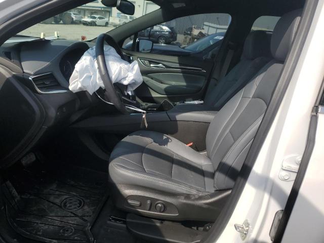 5GAERBKW8NJ127641 - 2022 BUICK ENCLAVE ESSENCE 白色 照片 7