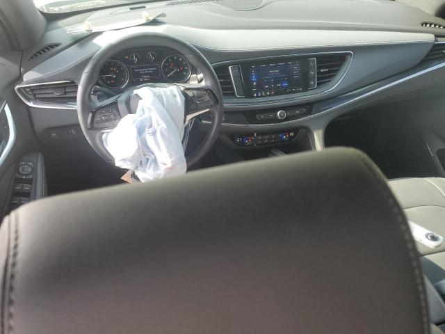 5GAERBKW8NJ127641 - 2022 BUICK ENCLAVE ESSENCE 白色 照片 8