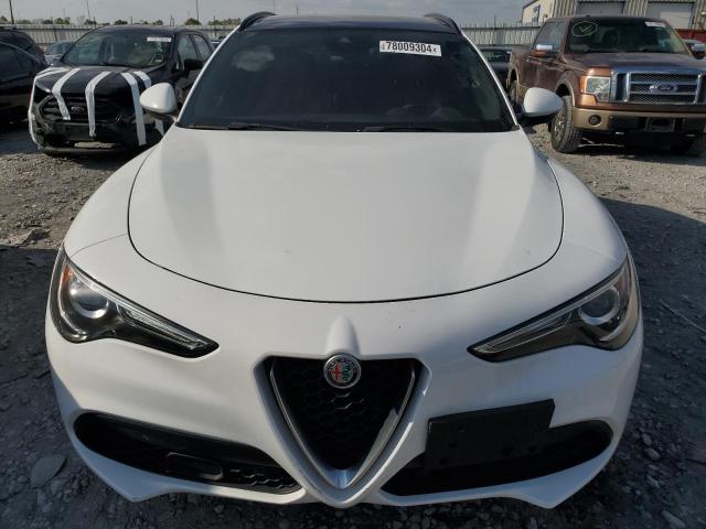 ZASFAKNN5J7B88859 - 2018 ALFA ROMEO STELVIO TI SPORT WHITE photo 5