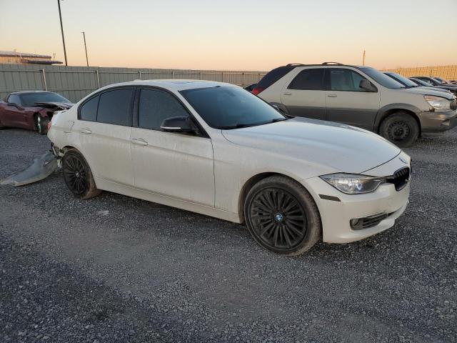 WBA3B9C54DF585913 - 2013 BMW 335 XI WHITE photo 4