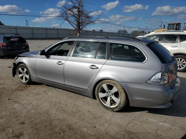 WBANN735X6CN02686 - 2006 BMW 530 XIT SILVER photo 2