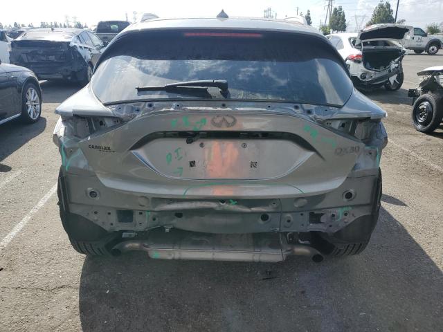 SJKCH5CP3HA021701 - 2017 INFINITI QX30 BASE GRAY photo 6