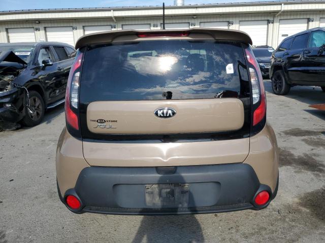 KNDJN2A27G7257658 - 2016 KIA SOUL TAN photo 6