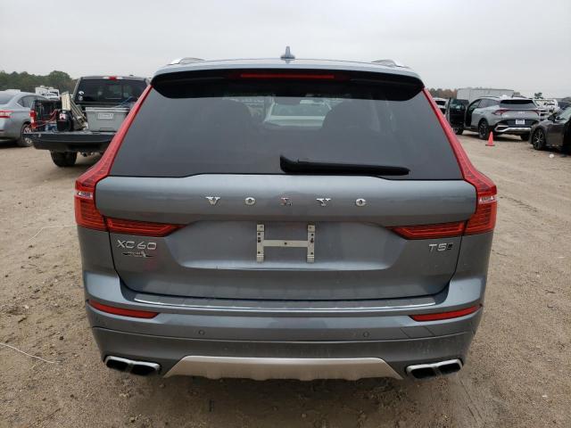 YV4102RK0J1081580 - 2018 VOLVO XC60 T5 MOMENTUM GRAY photo 6