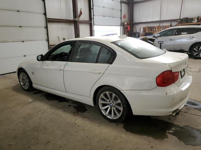 WBAPK7G58BNN48995 - 2011 BMW 328 XI WHITE photo 2