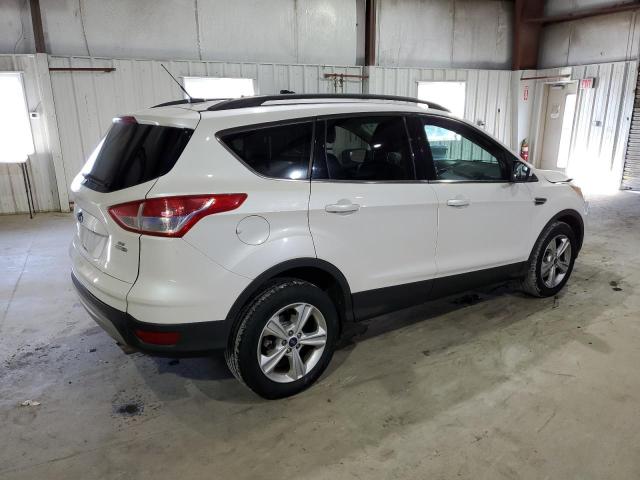 1FMCU9GX4FUC53988 - 2015 FORD ESCAPE SE WHITE photo 3