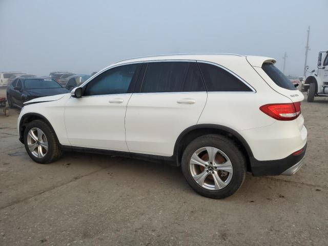 WDC0G4JB5JV080784 - 2018 MERCEDES-BENZ GLC 300 WHITE photo 2