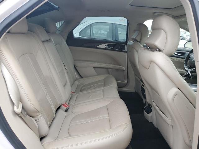 3LN6L5E94HR618001 - 2017 LINCOLN MKZ RESERVE თეთრი ფოტო 10