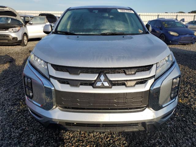 JA4APUAU3NU014753 - 2022 MITSUBISHI OUTLANDER ES فضي صورة 5