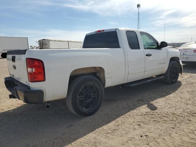 2GCEC19CX81282406 - 2008 CHEVROLET SILVERADO C1500 WHITE photo 3