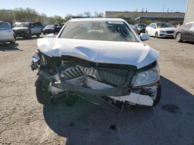 1G4GE5ED2BF392693 - 2011 BUICK LACROSSE CXS WHITE photo 5