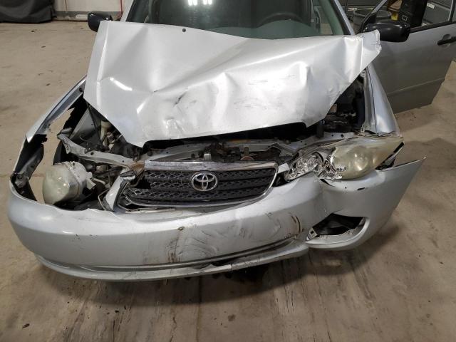 2T1BR32E25C922677 - 2005 TOYOTA COROLLA CE SILVER photo 11